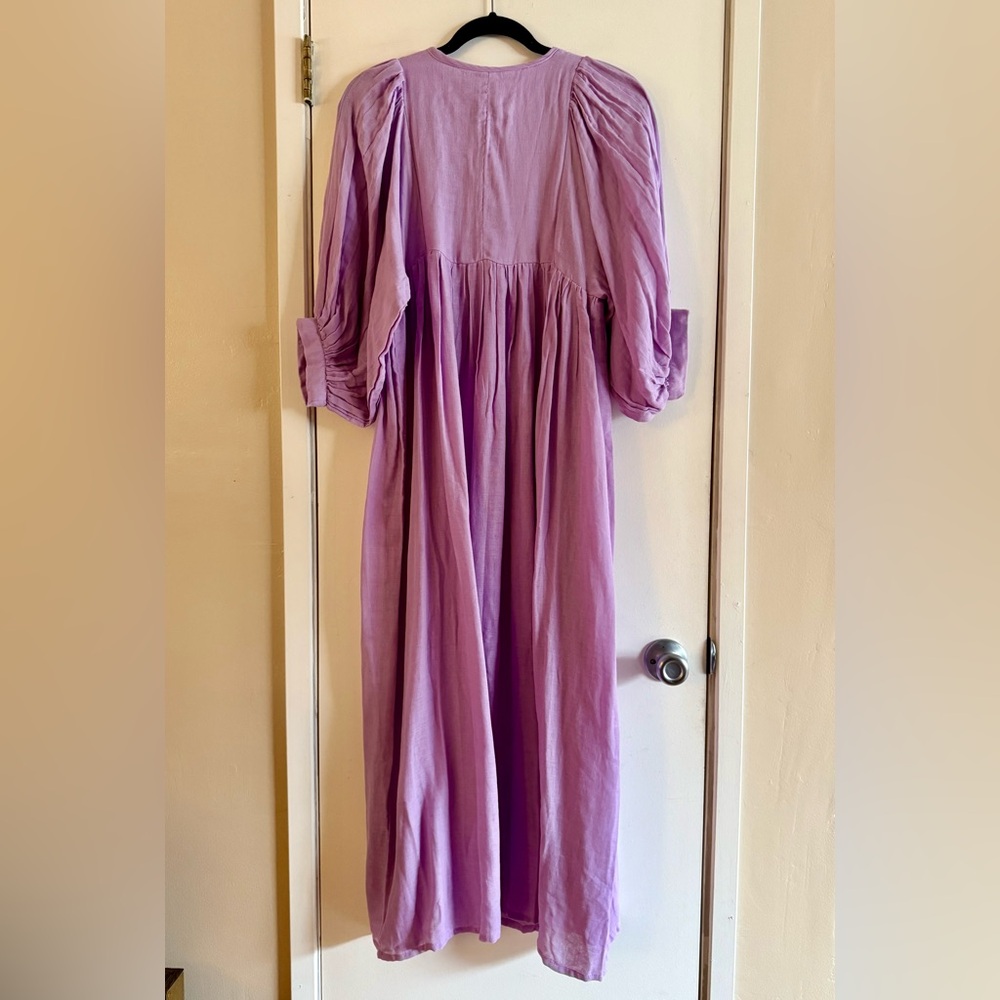 Daughters of India Kyra Midi Dress in Lilac
Gauze - Picture 3 of 13